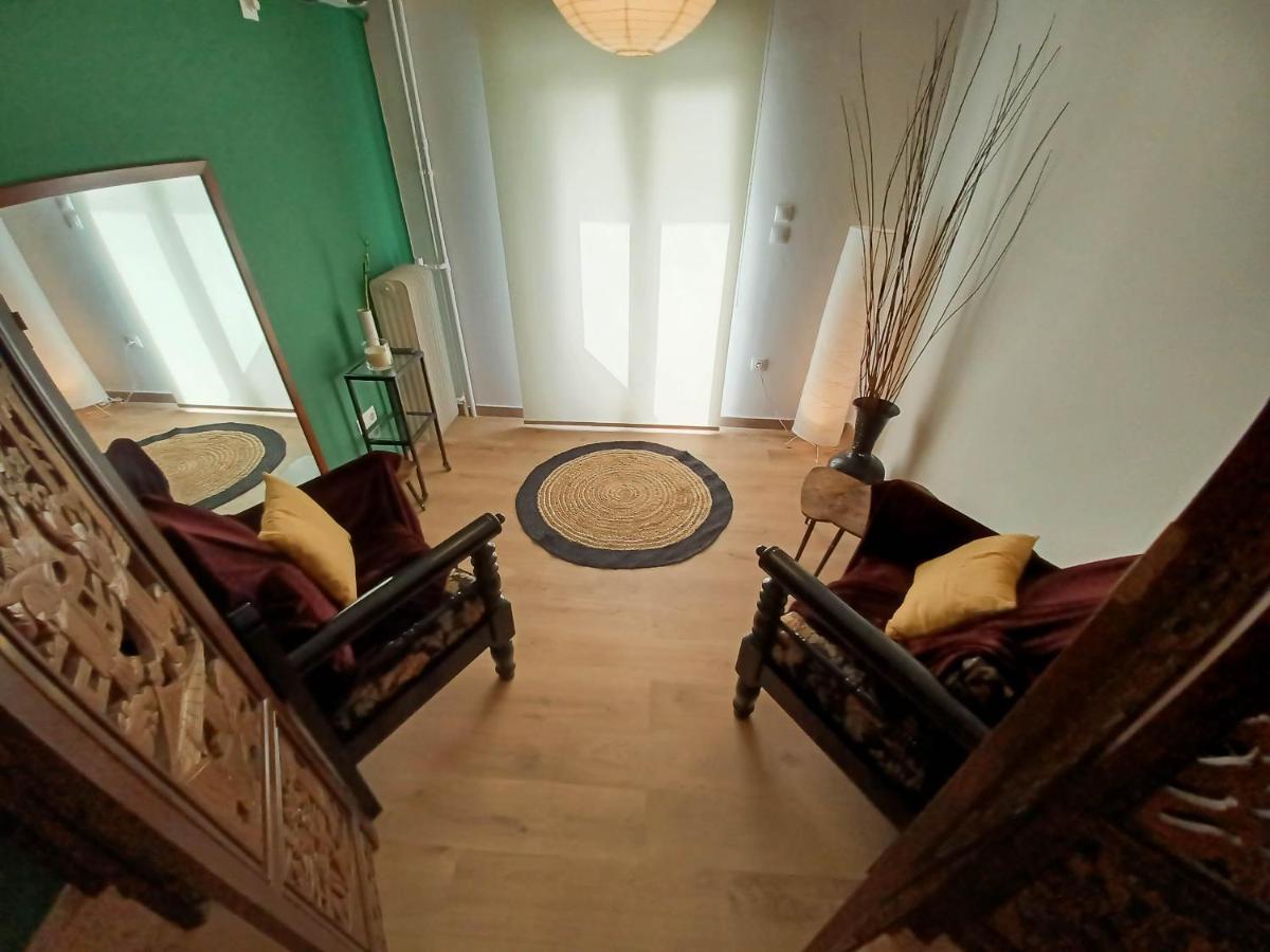 Green Tea Balcony - Quiet & Cozy- Ano Glyfada เอเธนส์ ภายนอก รูปภาพ